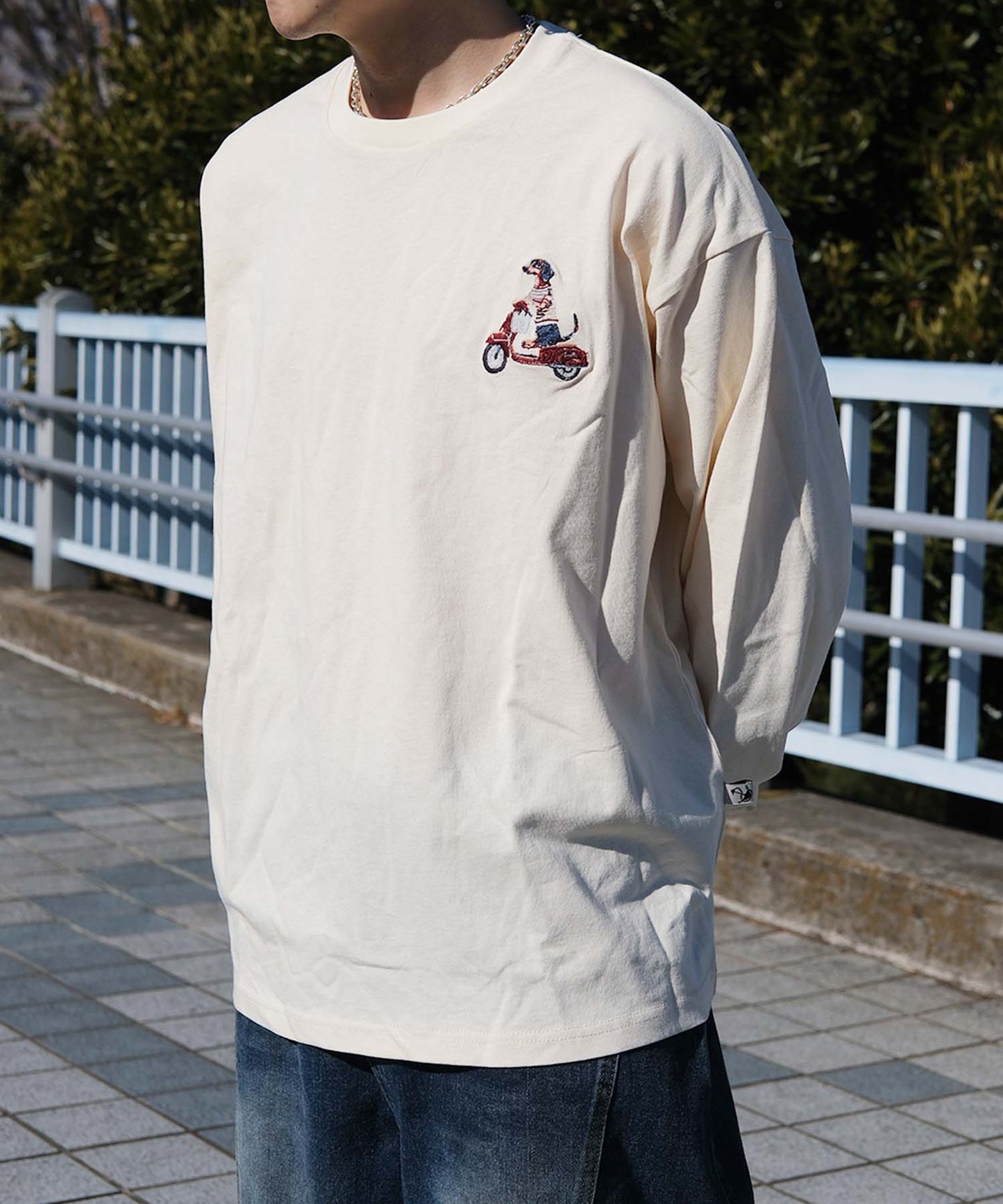 HOOK -original- DOGワンポイント刺繍ロンTEE