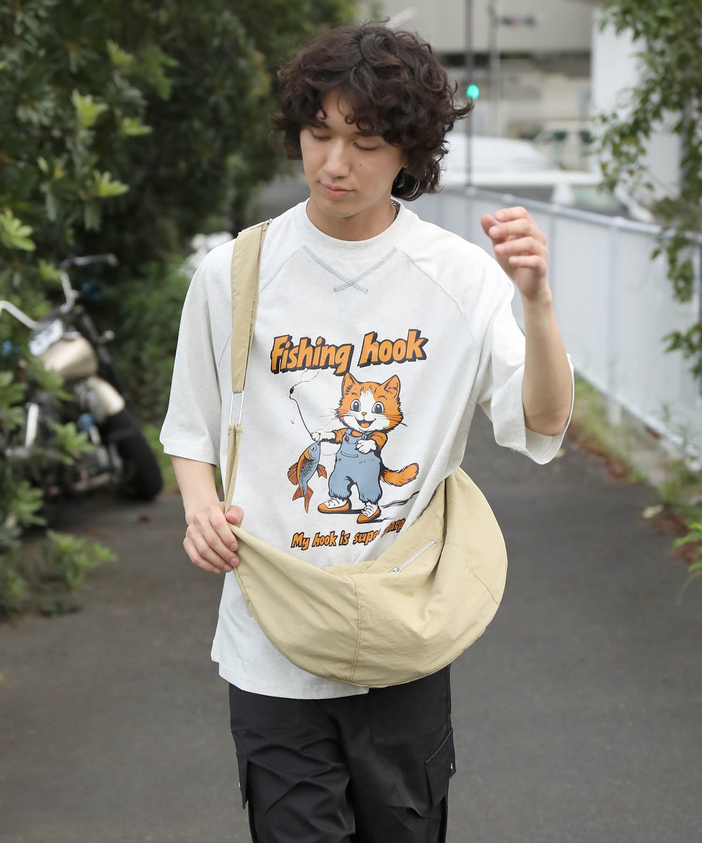 HOOK -original- アメリカンカートゥーン釣り猫プリントラグランスリーブTEE