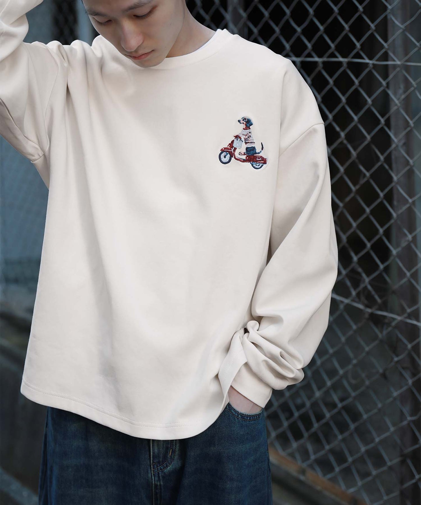 HOOK -original- DOGワンポイント刺繍ロンTEE