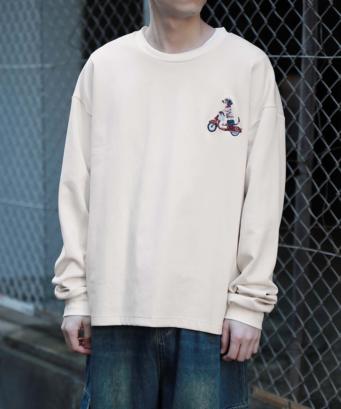 HOOK -original- DOGワンポイント刺繍ロンTEE