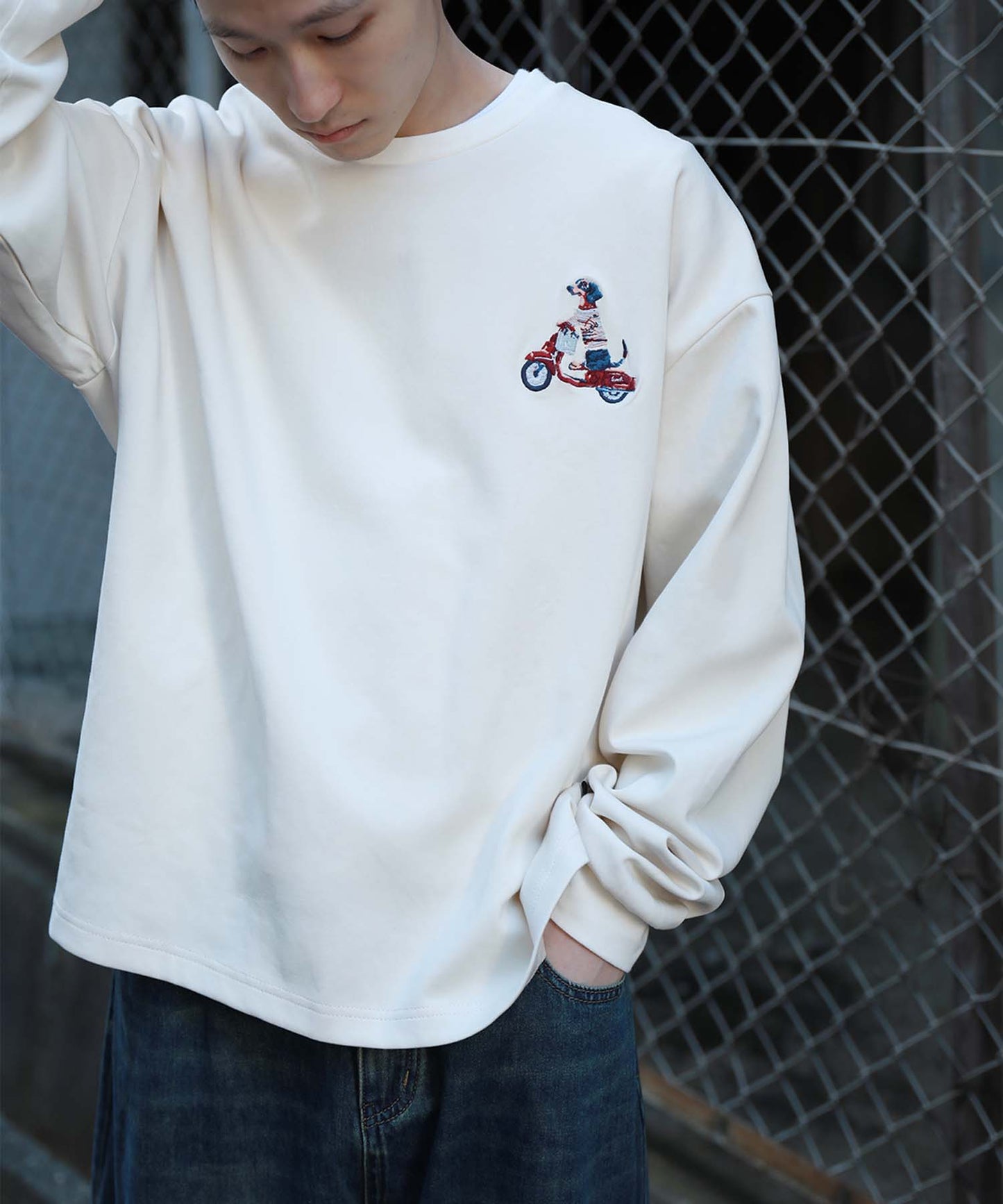 HOOK -original- DOGワンポイント刺繍ロンTEE