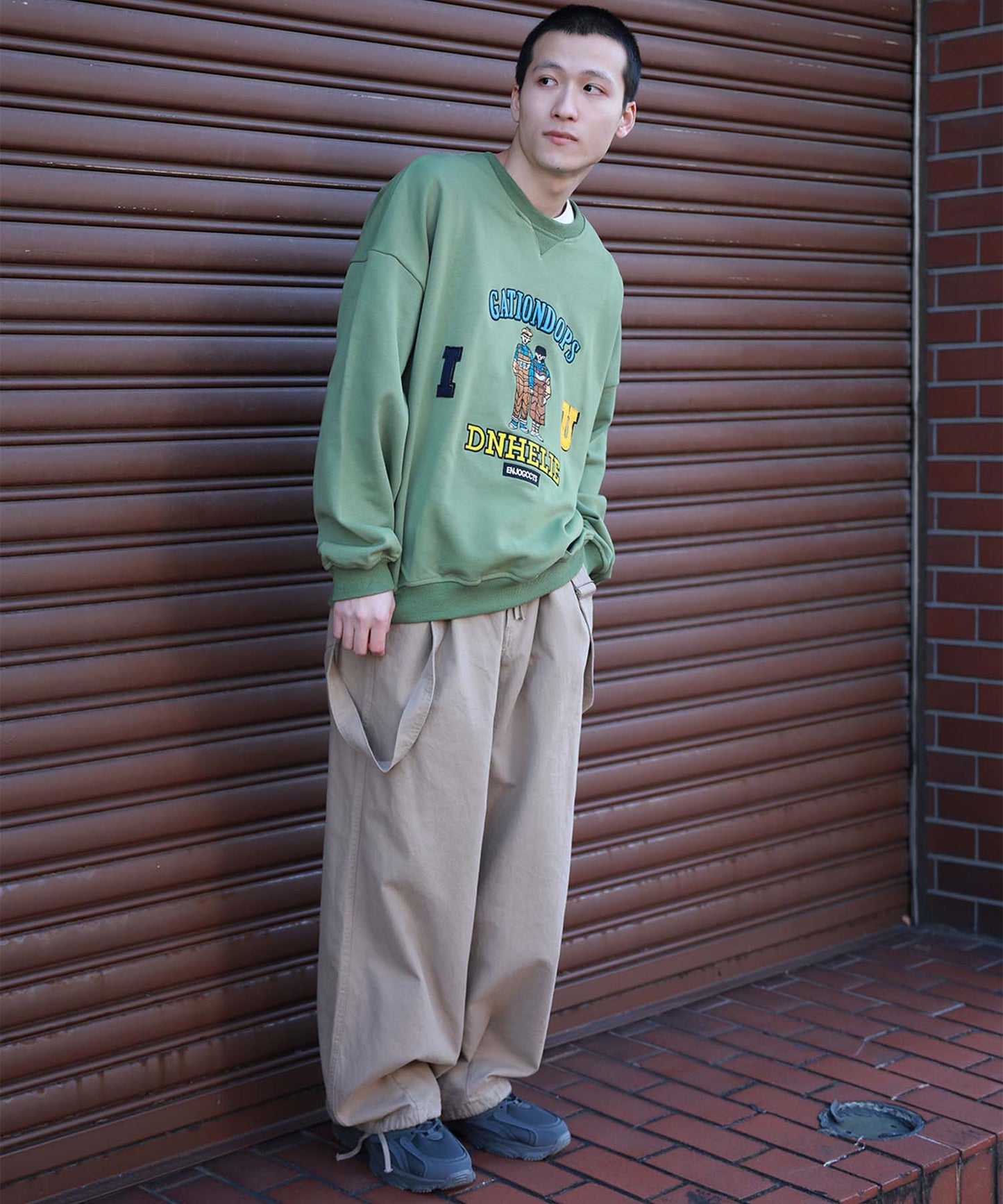 【HOOK】「定番」カップル刺繍トレーナー・スウェット