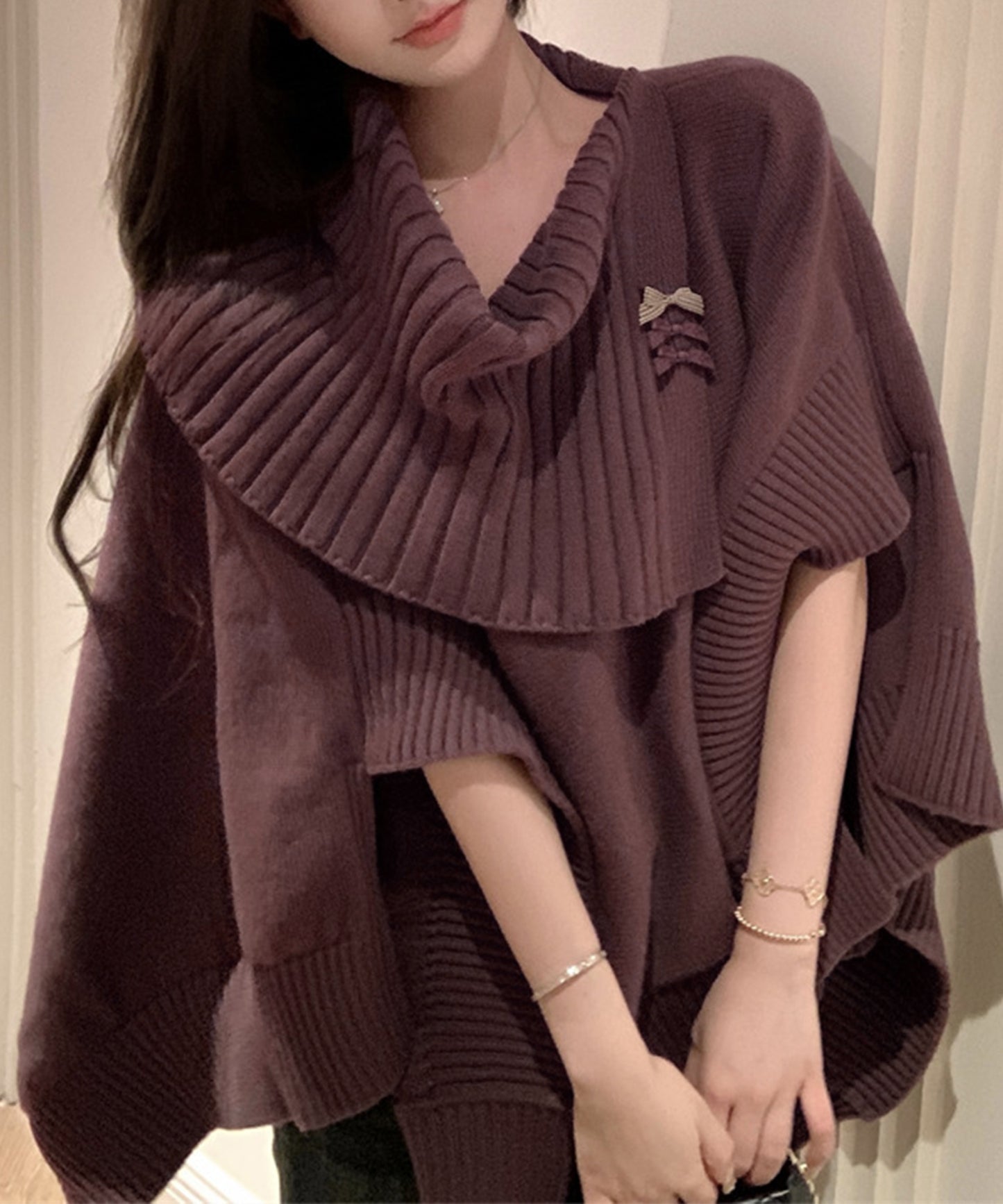 【Jasmine】アシンメトリーケープデザインニット