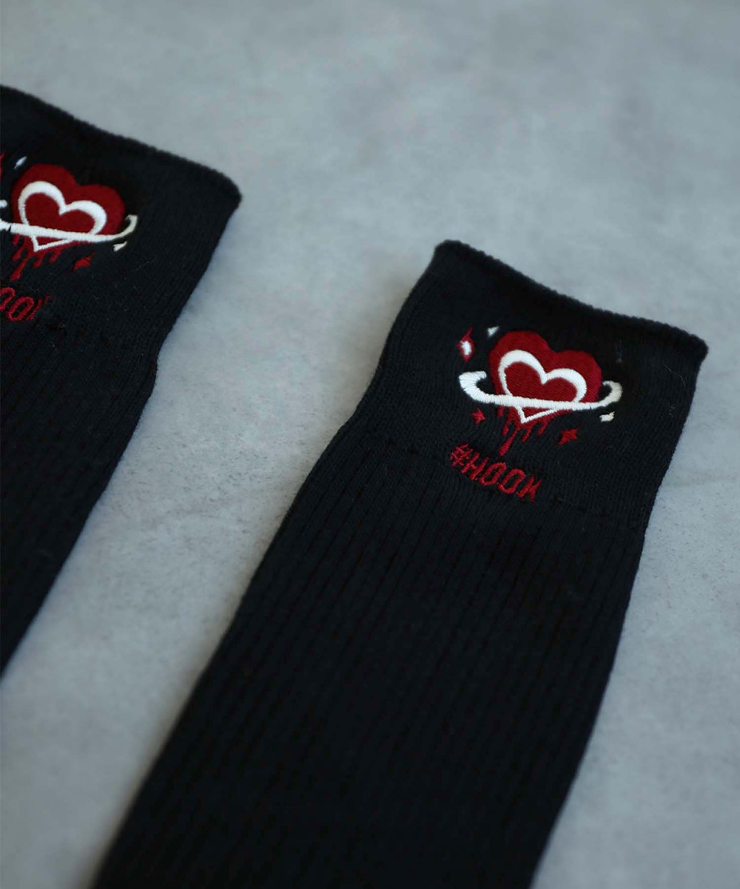 HOOK -original- メルティハート刺繍リブハイソックス