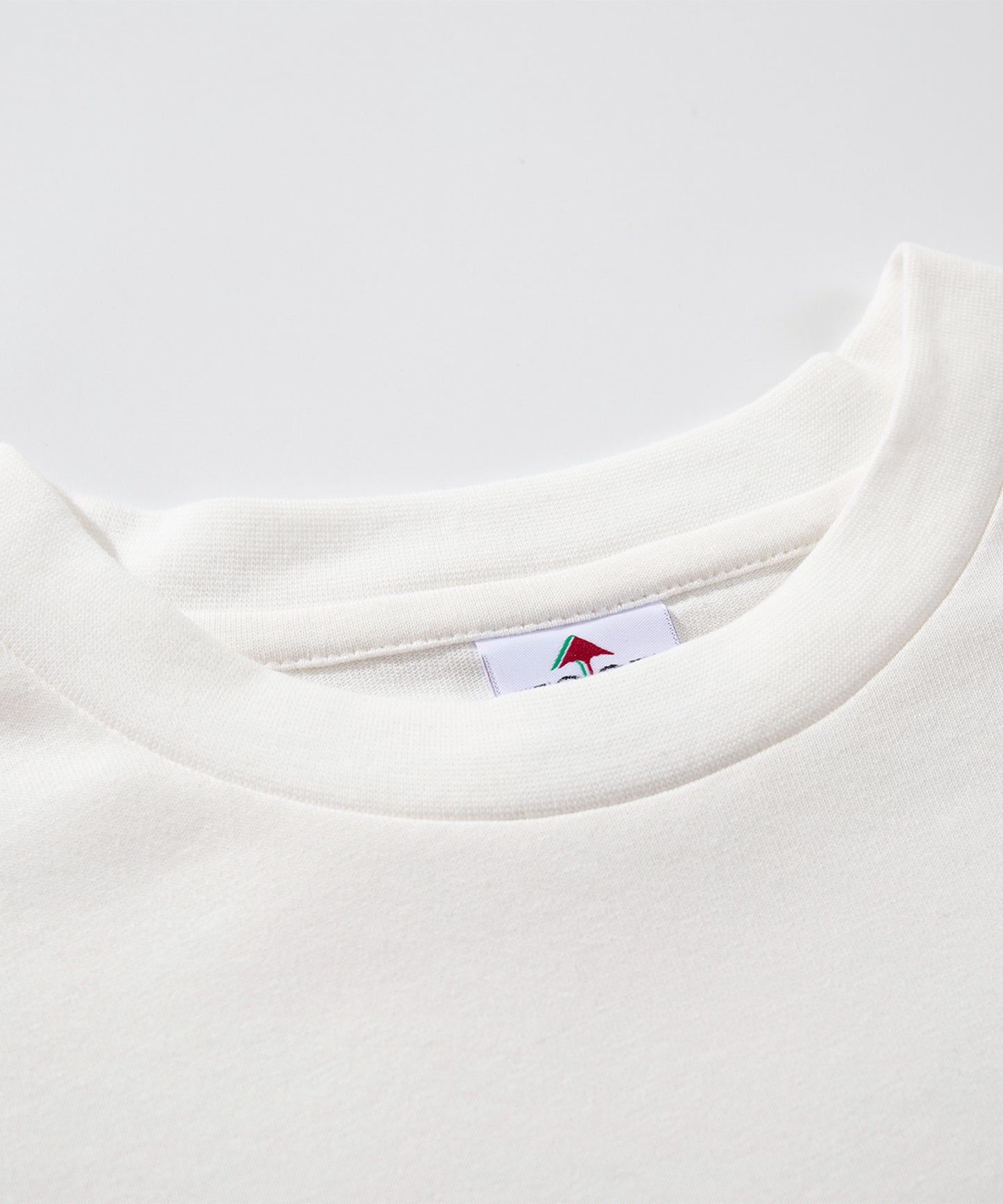 HOOK -original- ふわふわ猫刺繍ロンTEE