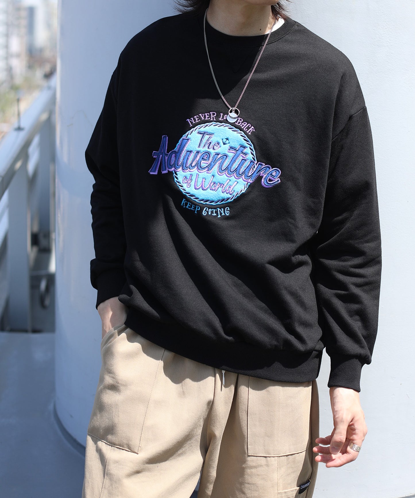 【HOOK -original-】 定番総刺繍ポップ風スウェット