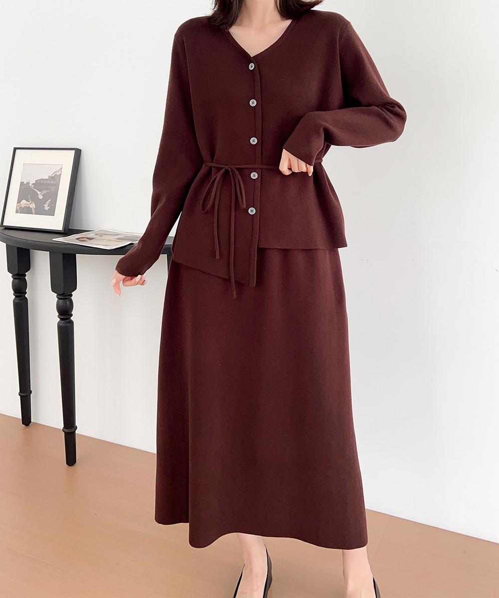 Top and Bottom Set with Faux Buttons