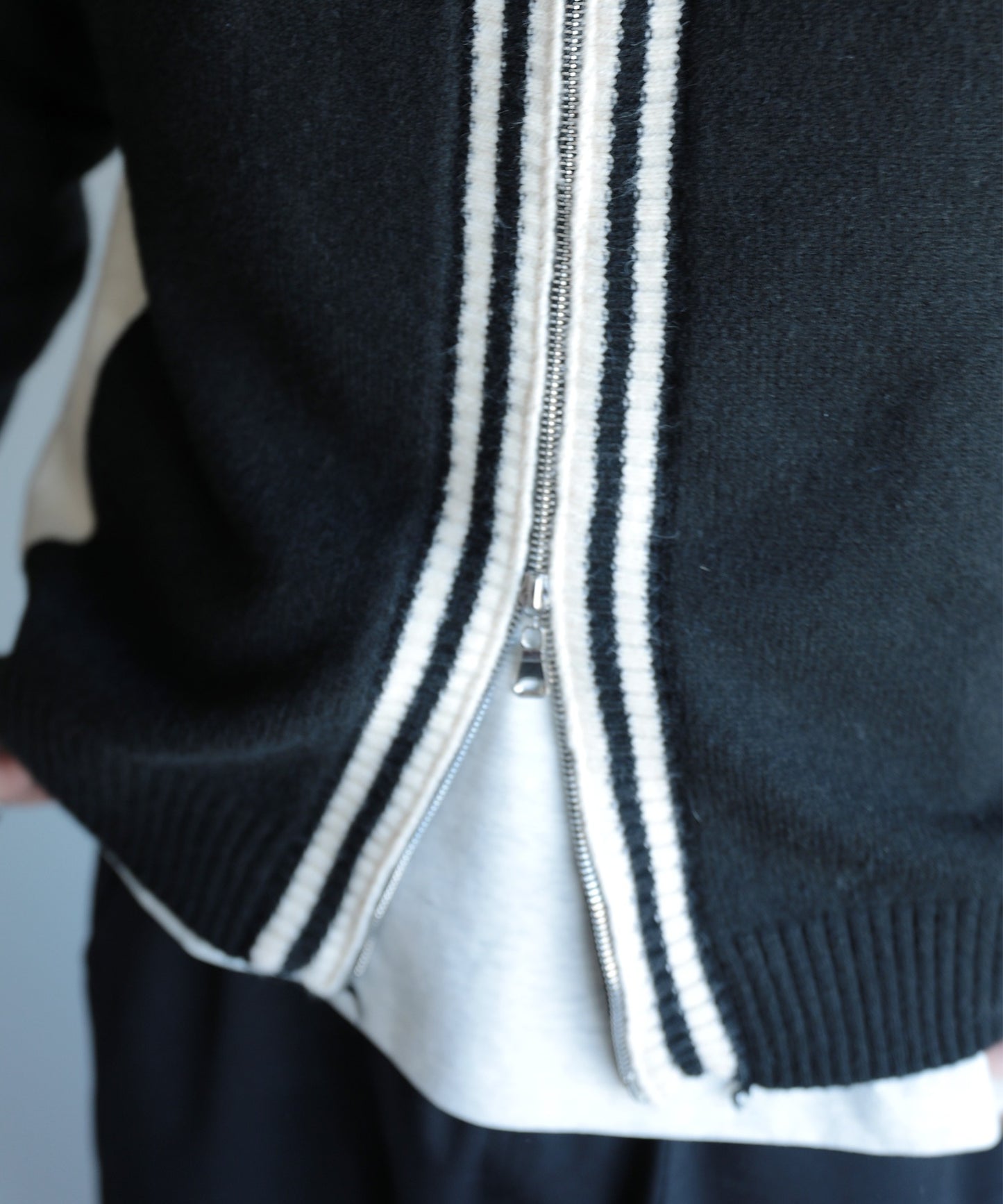 HOOK -original-/ワッペン刺繍レーシング風ダブルジップカーディガン