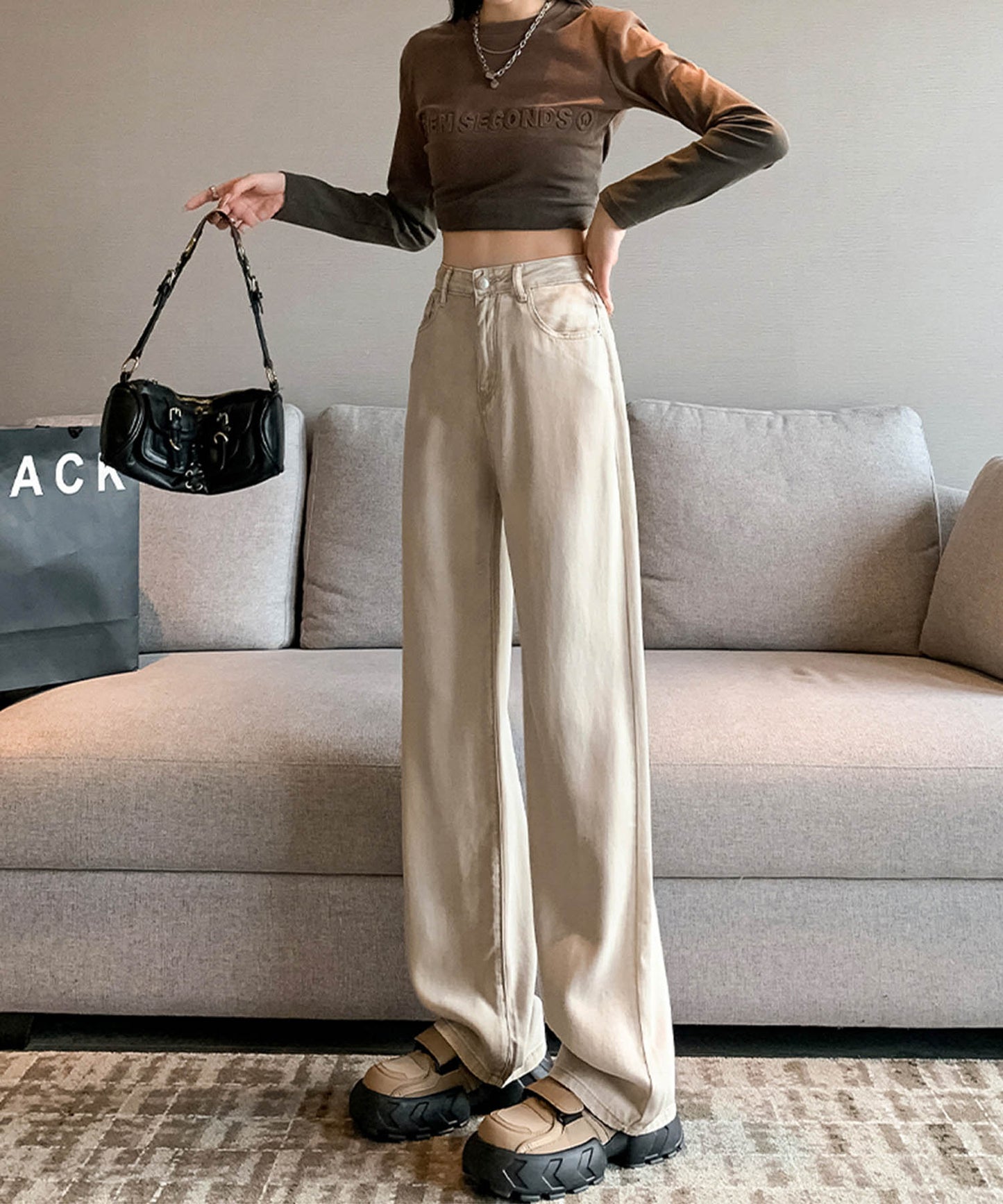 ルーズシルエット・ハイウエストワイドデニムパンツ