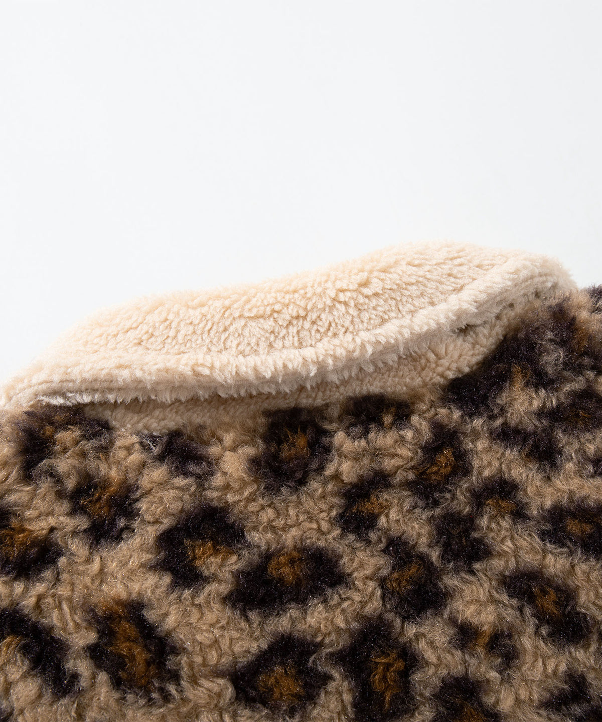 HOOK -original- レオパード柄ワッペン刺繍ボアジャケット