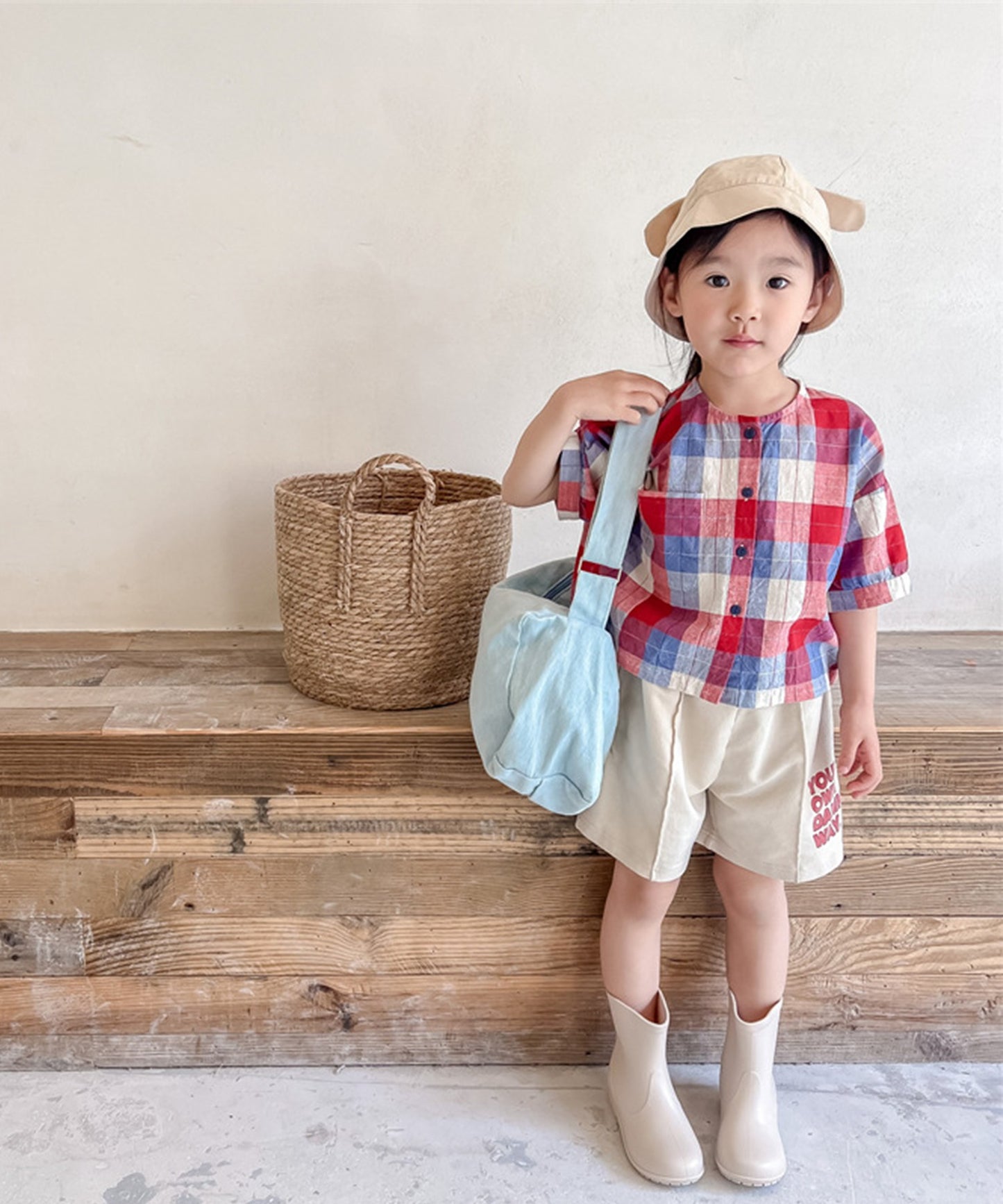 【aimoha-KIDS-】韓国子供服 センタープレス英字プリントハーフパンツ