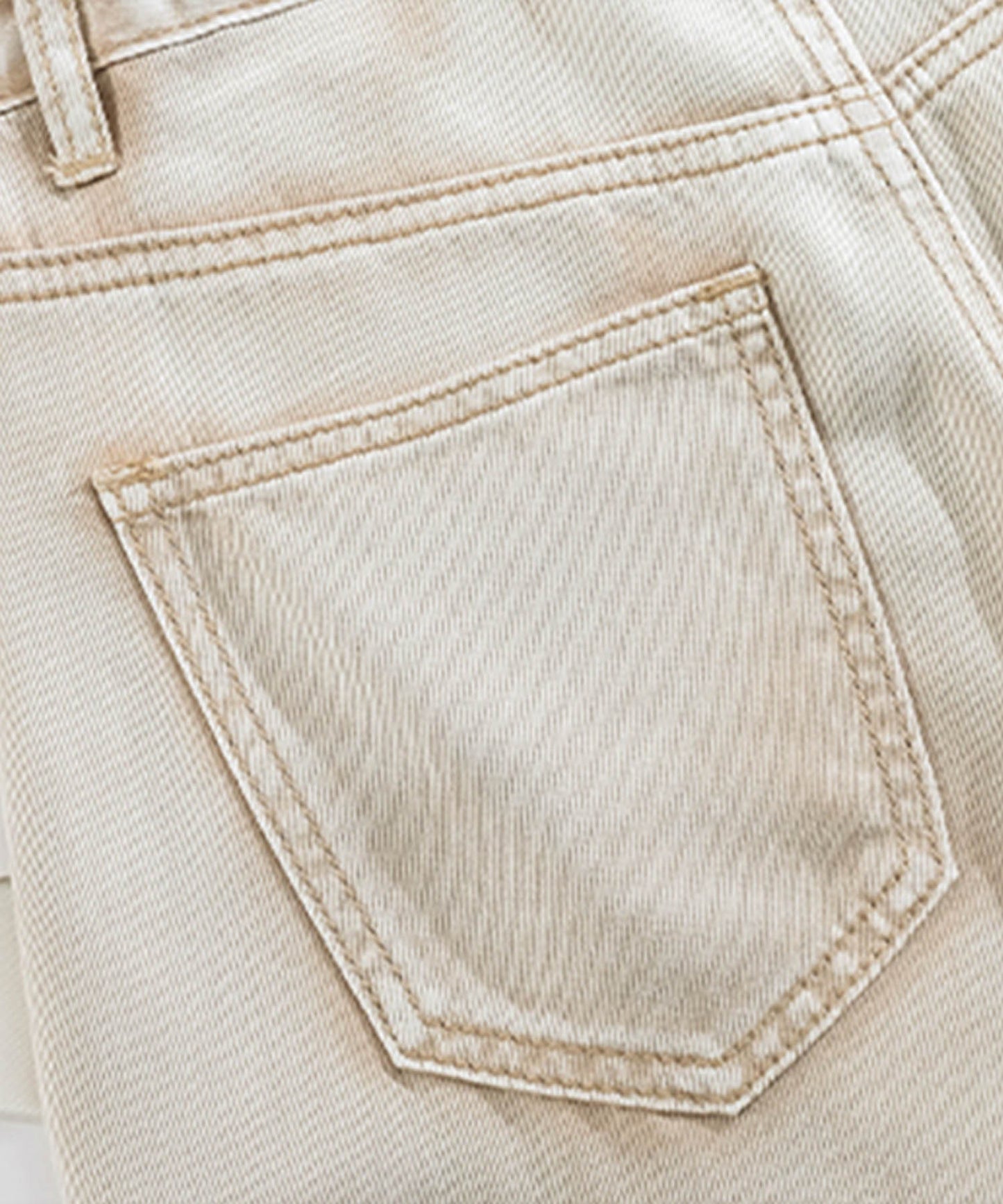 ルーズシルエット・ハイウエストワイドデニムパンツ