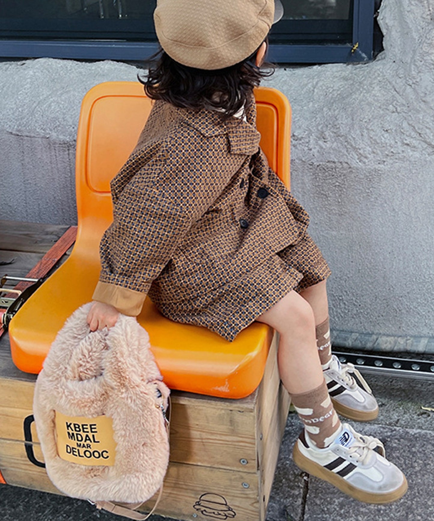 【aimoha-KIDS-】韓国子供服 フェイクファー2WAYショルダーバッグ