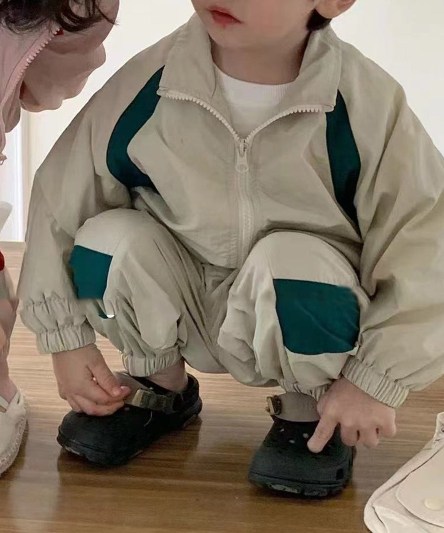 【aimoha-KIDS-】子供服 スポーツ風ジャケットセットアップ