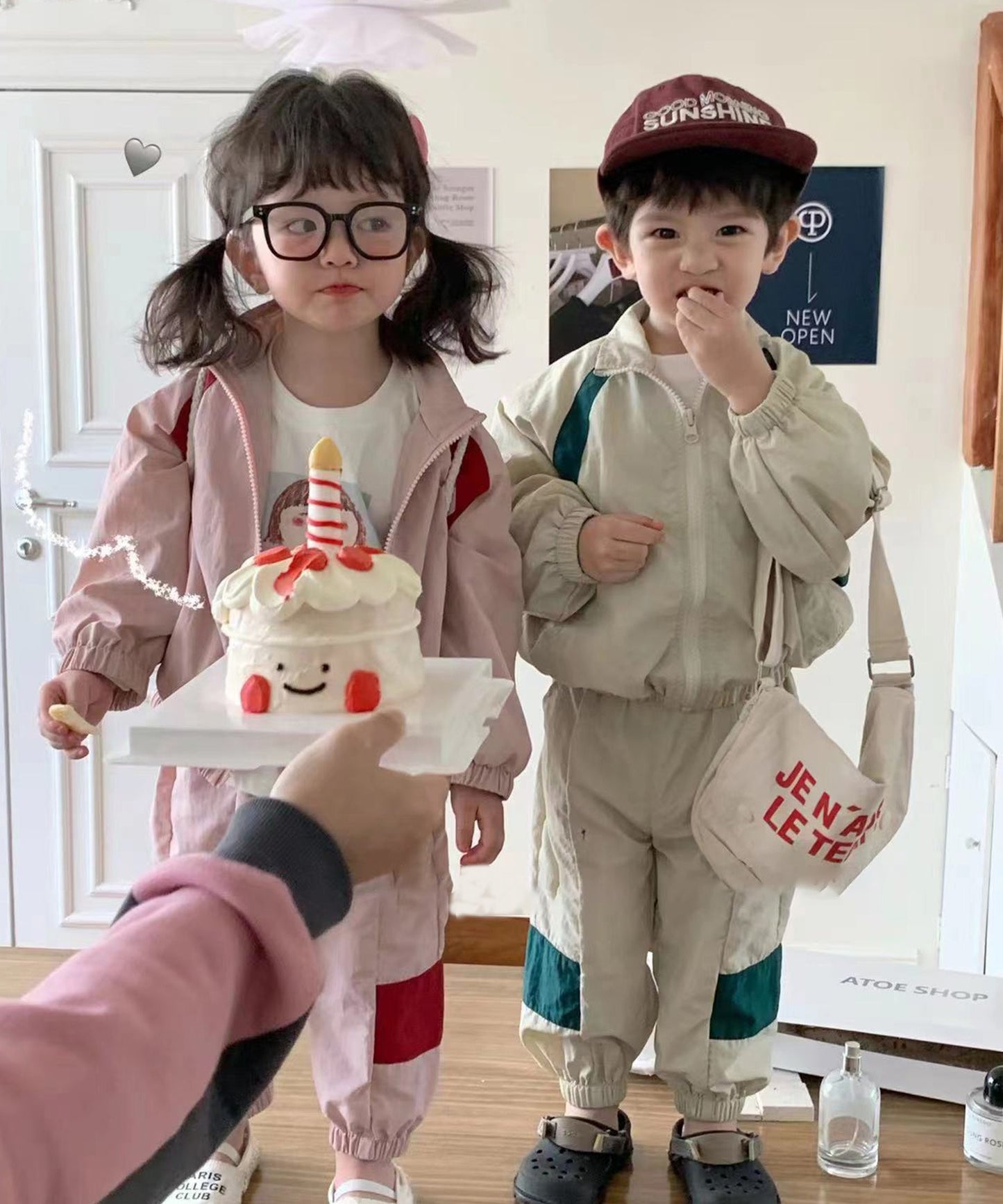 【aimoha-KIDS-】子供服 スポーツ風ジャケットセットアップ