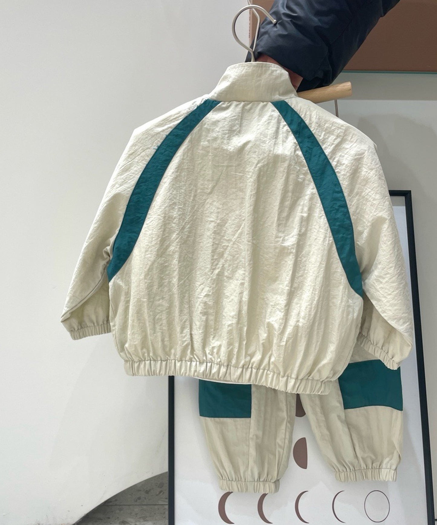【aimoha-KIDS-】子供服 スポーツ風ジャケットセットアップ
