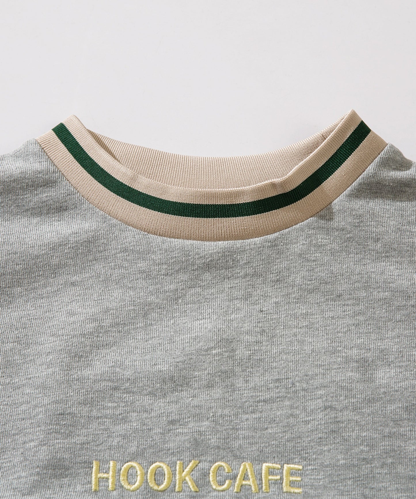 【HOOK -original- 】ニャンコカフェ~総刺繍バイカラー切り替えスウェット