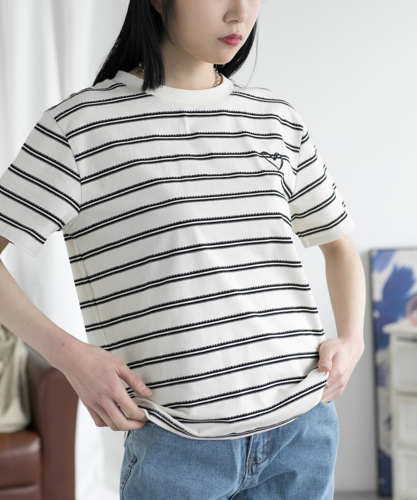 デザインボーダー ハート刺繍Tシャツ