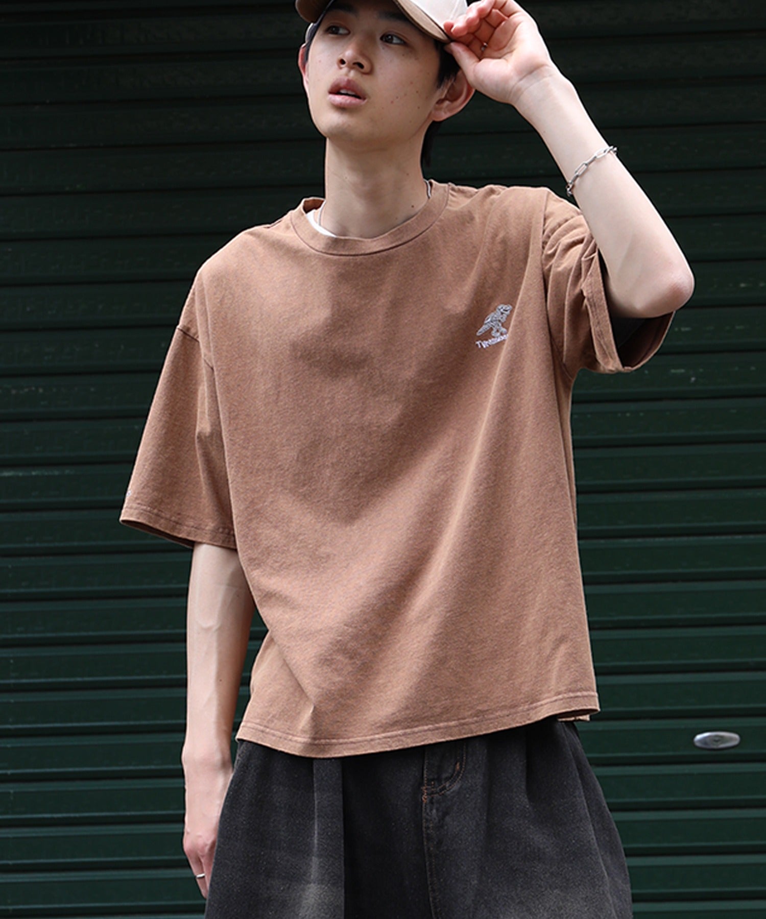 【HOOK -original- 】恐竜刺繍ウォッシュ半袖TEE