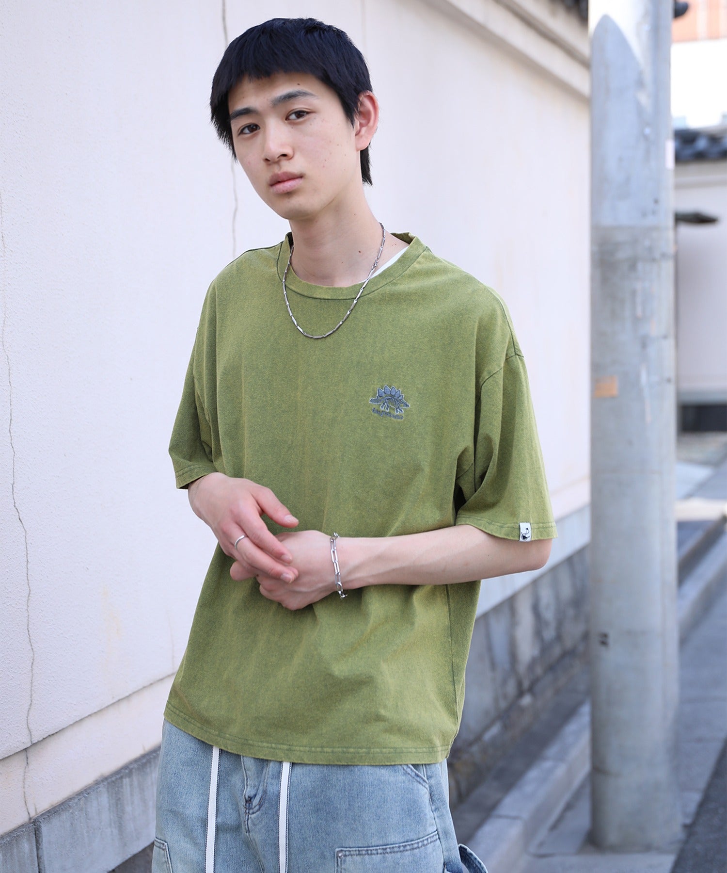 【HOOK -original- 】恐竜刺繍ウォッシュ半袖TEE