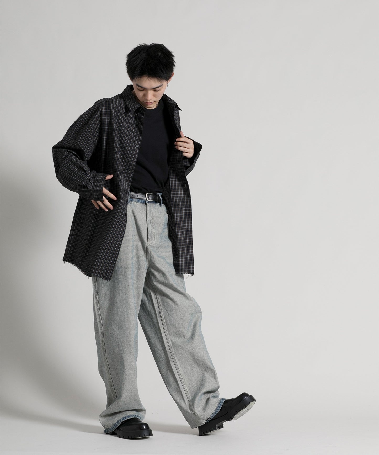 【aimoha neo】Distressed Vintage Checkered Oversized Shirt