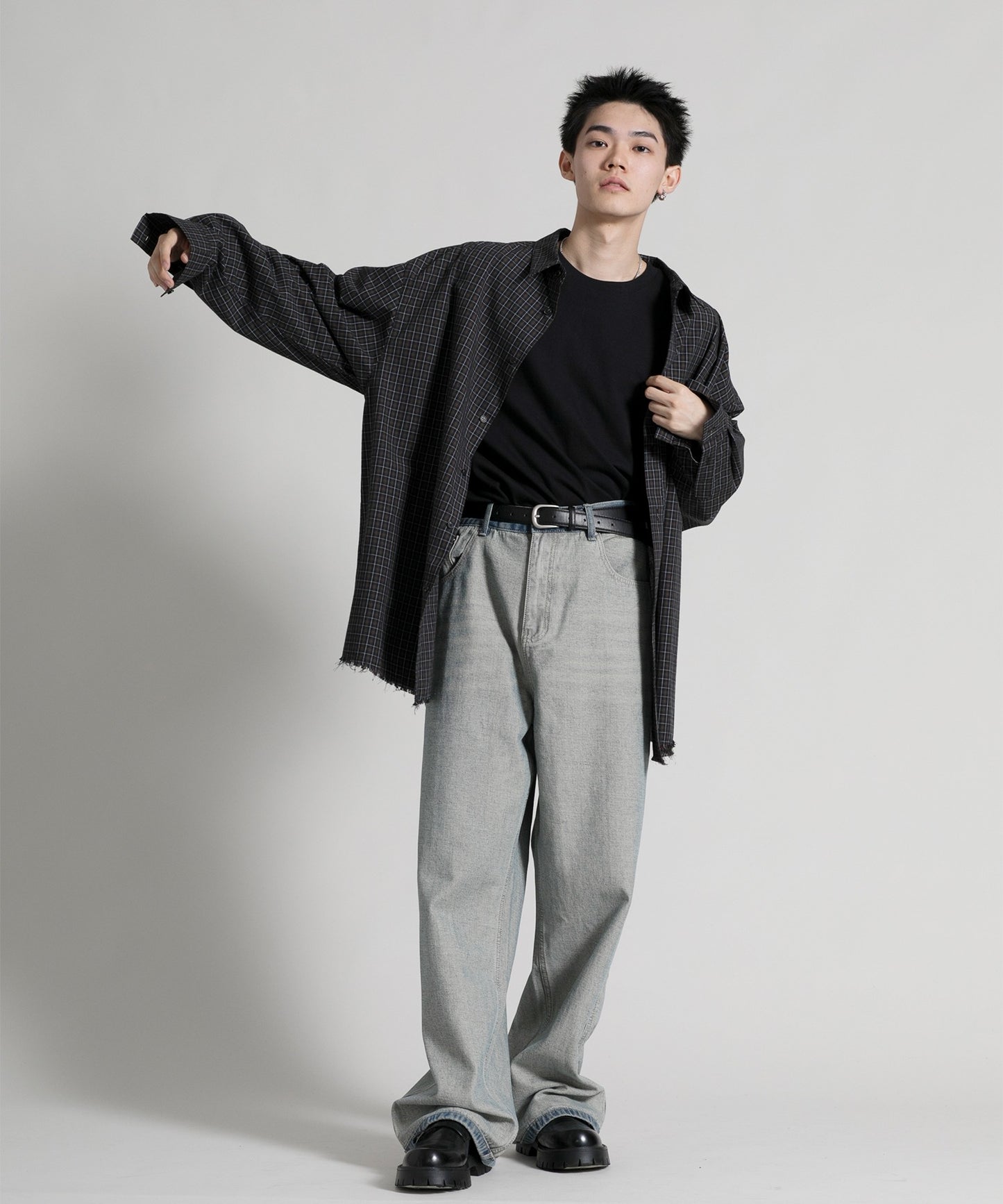 【aimoha neo】Distressed Vintage Checkered Oversized Shirt