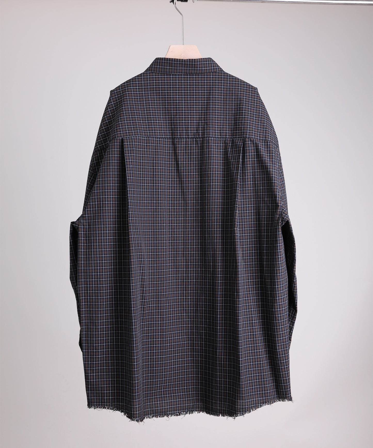 【aimoha neo】Distressed Vintage Checkered Oversized Shirt
