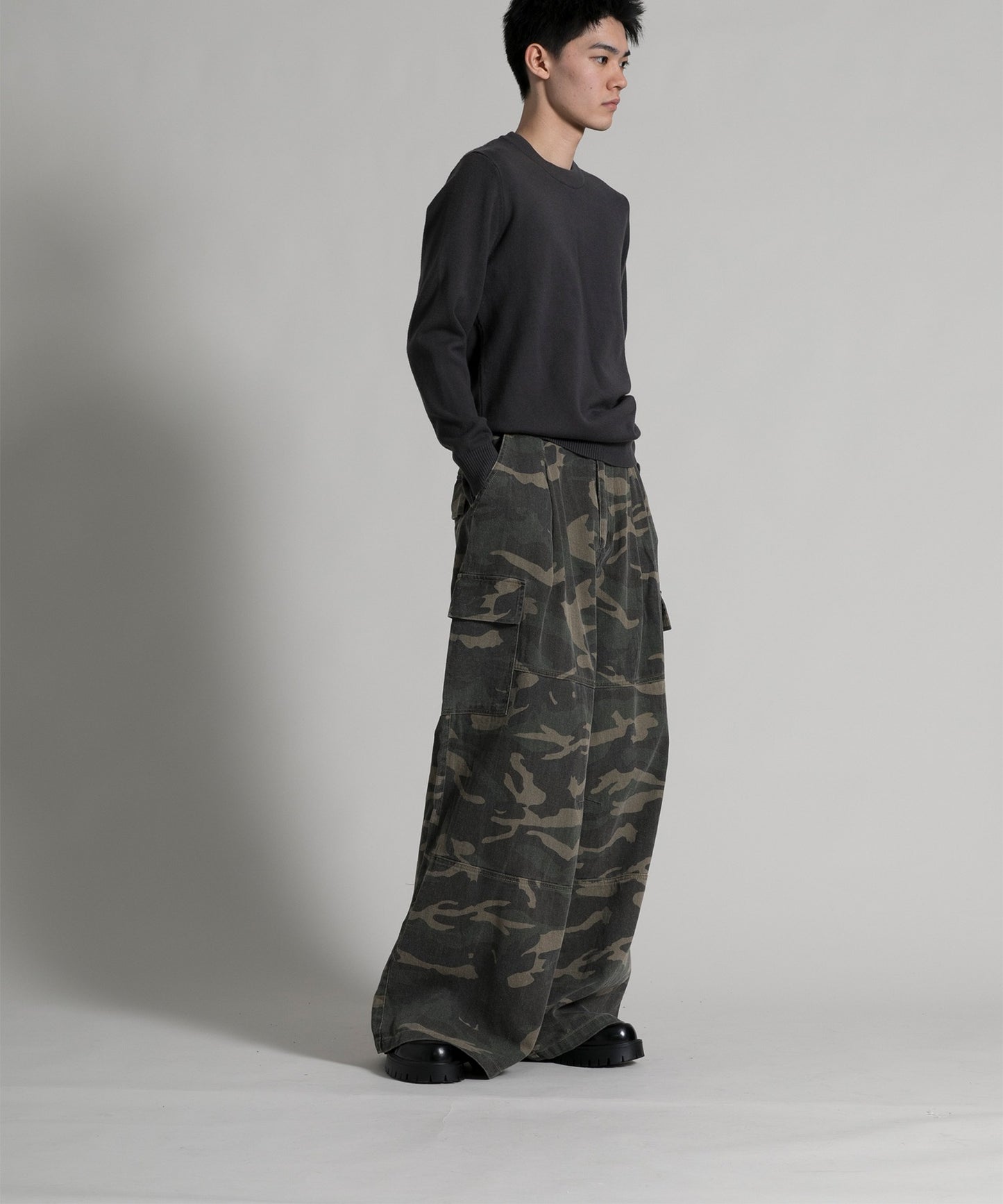 【aimoha neo】 Urban Camo Cargo Pants