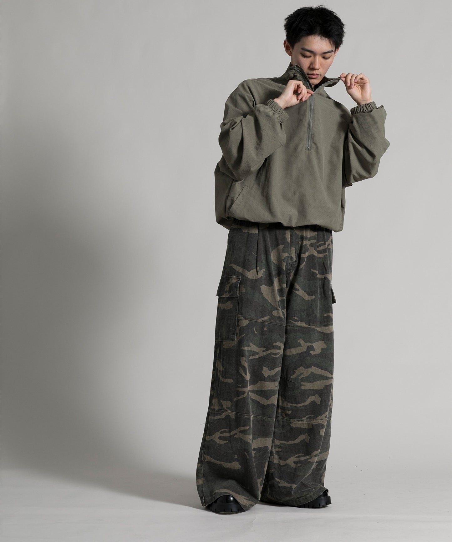 【aimoha neo】 Urban Camo Cargo Pants