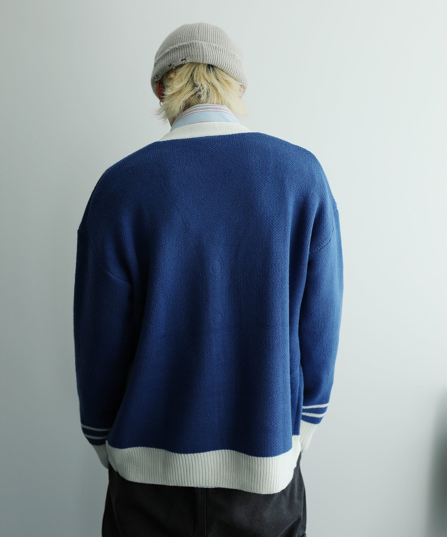 【HOOK -original- 】レトロ調 サガラ刺繍ハート柄Vネックカーディガン