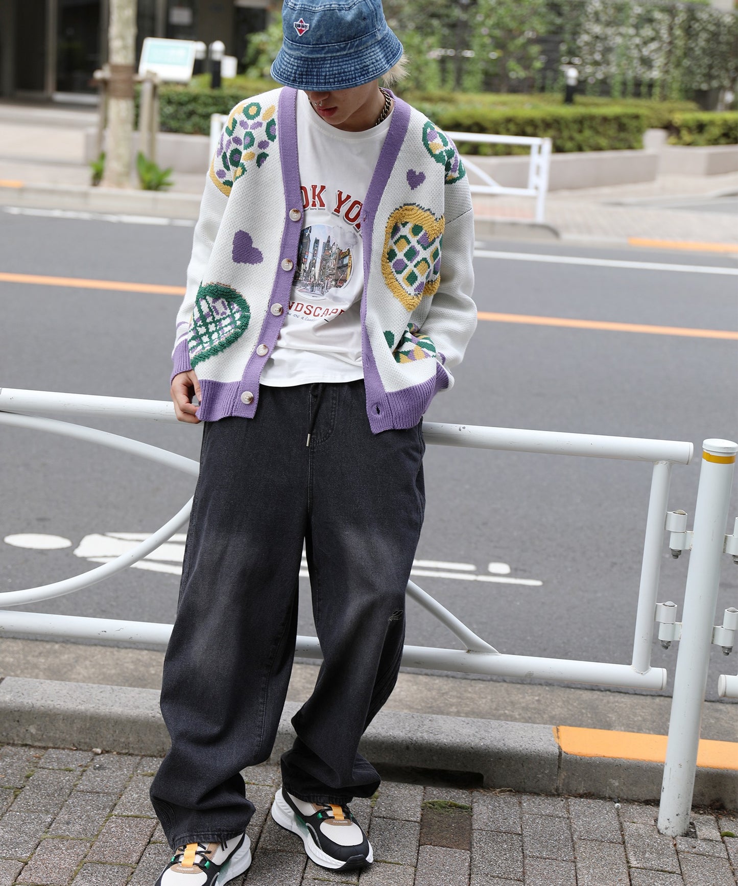 【HOOK -original- 】レトロ調 サガラ刺繍ハート柄Vネックカーディガン