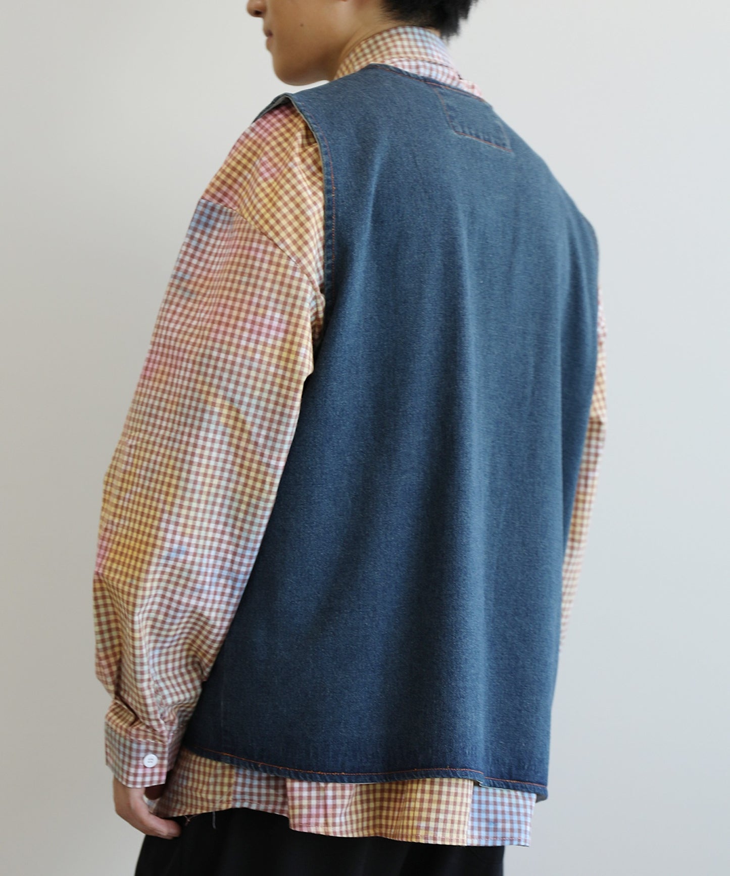 【HOOK -original- 】レトロ調花刺繍vネックデニムベスト