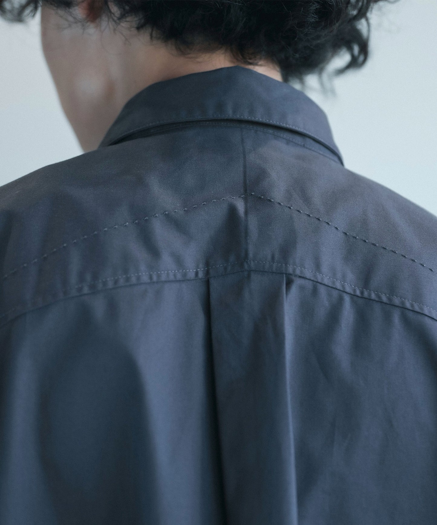 【aimoha Men's】ビッグシルエットバック刺繍シャツ