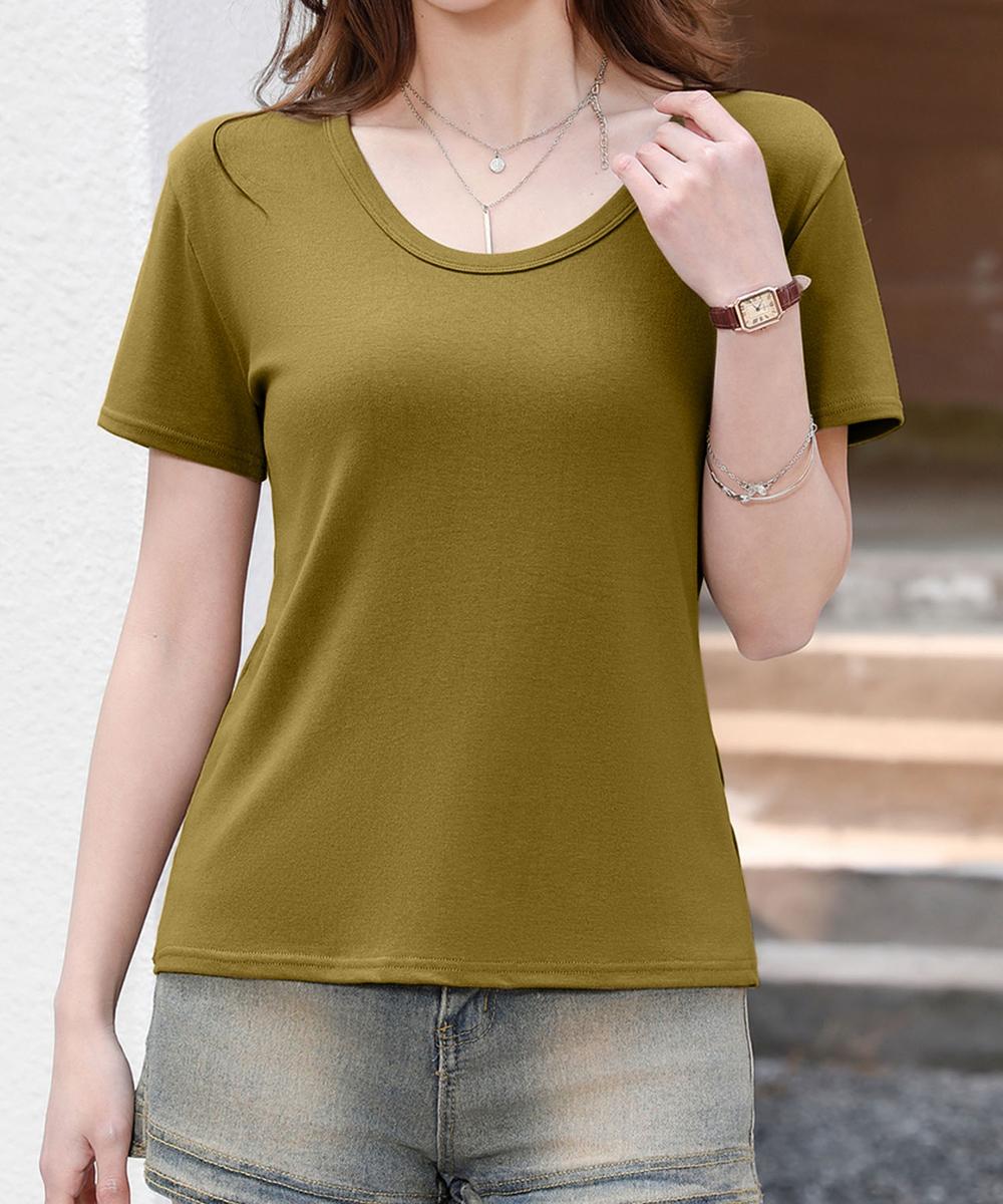 シンプルベーシックTシャツ