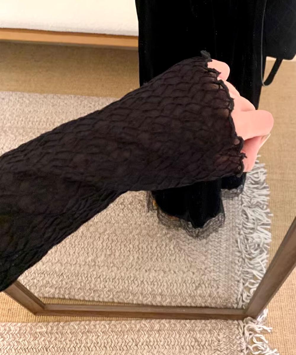 フリルハイネックトップス