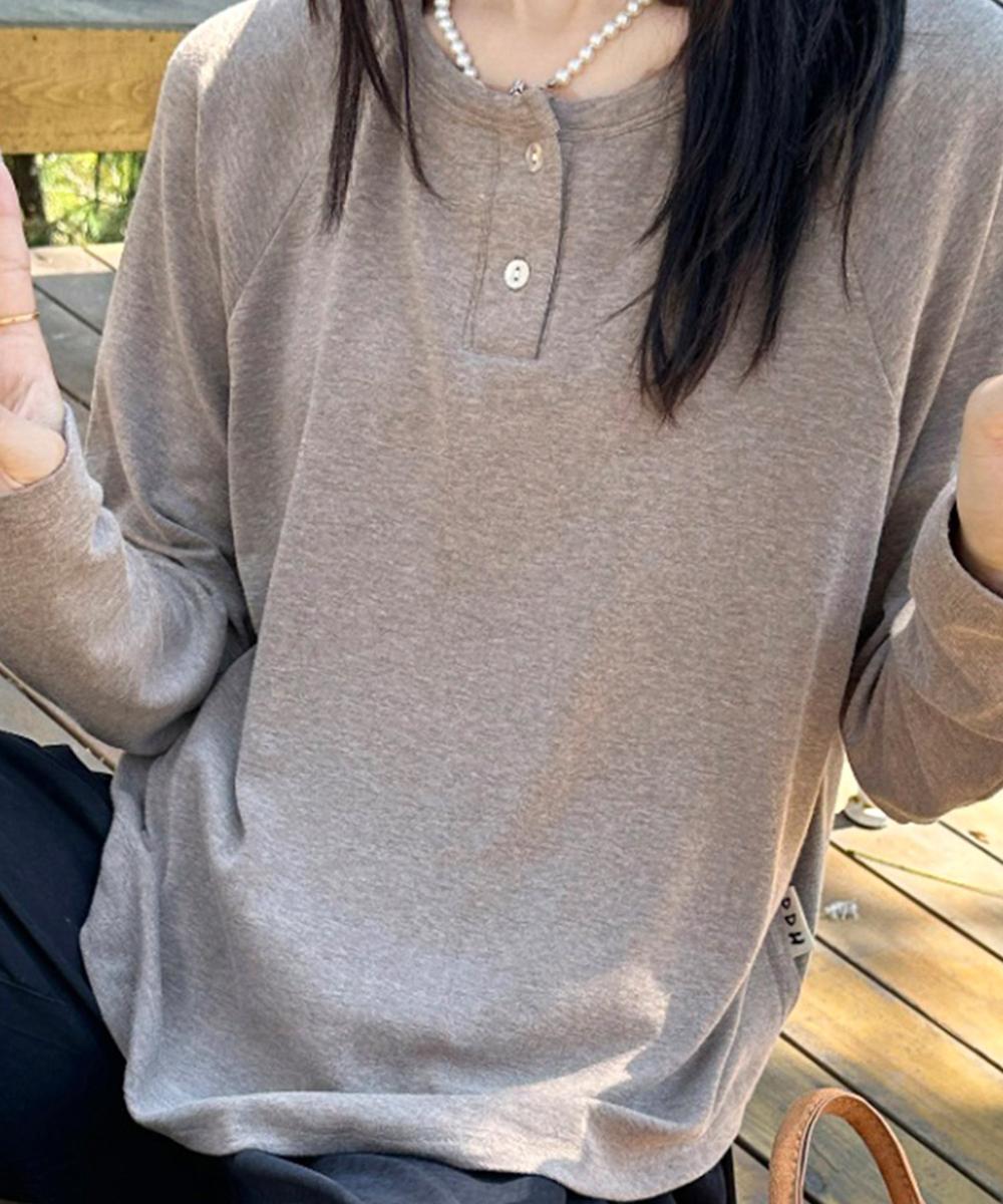 ヘンリーネック長袖Tシャツ