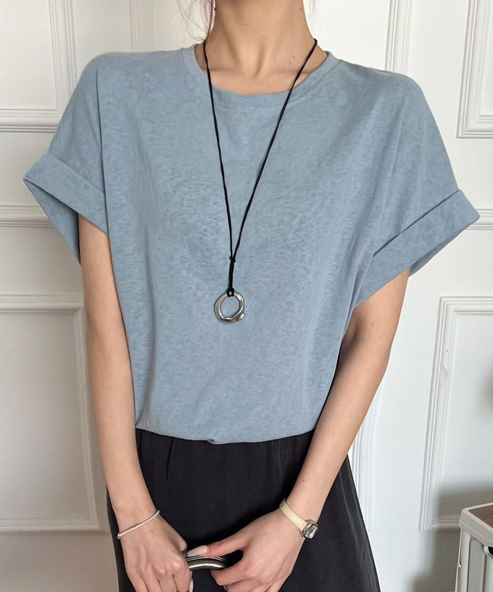 ゆったりシルエットTシャツ