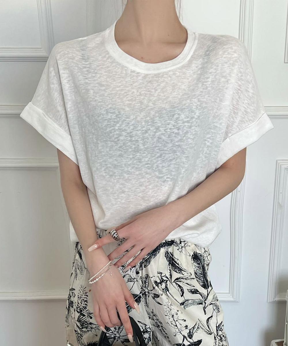 ゆったりシルエットTシャツ