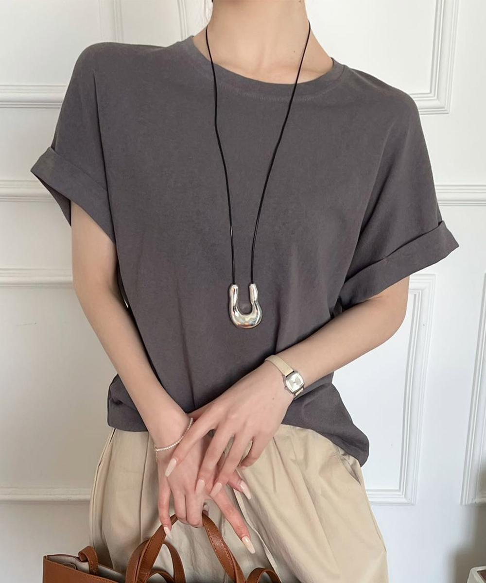 ゆったりシルエットTシャツ