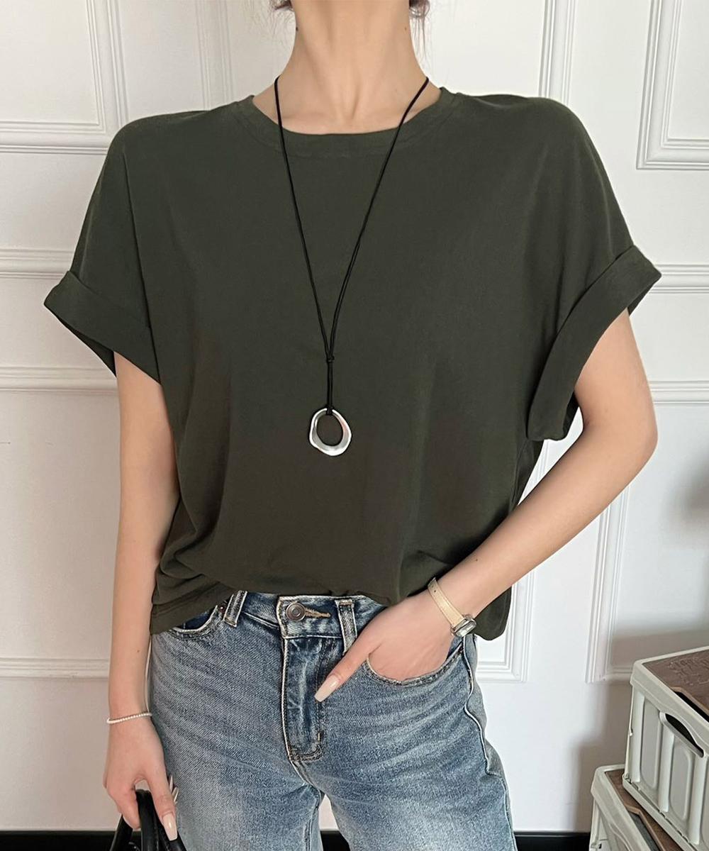 ゆったりシルエットTシャツ