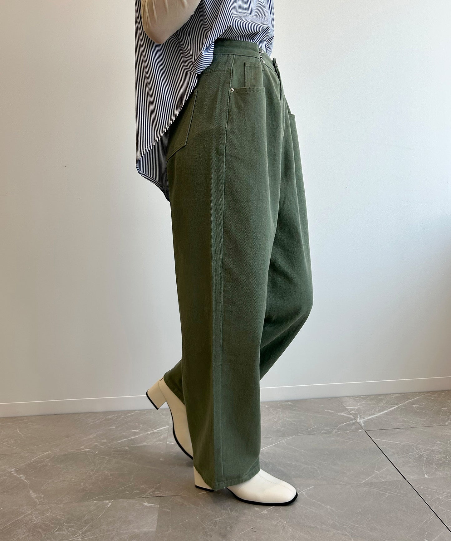 2WAYデザインジーンズデニム深めのウエストタックハイウエストデニムパンツ