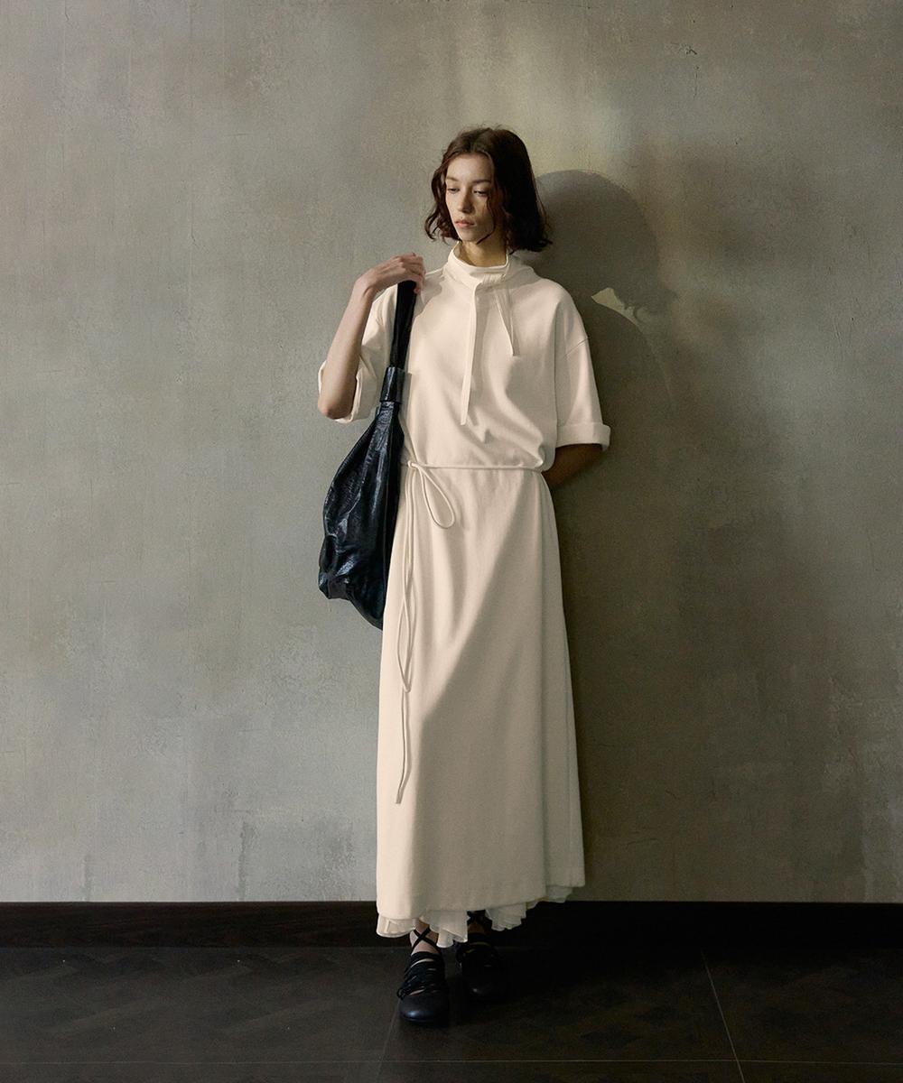 DECADE CLASSIC べシーク ハイネック ハーフスリーブ ワンピース