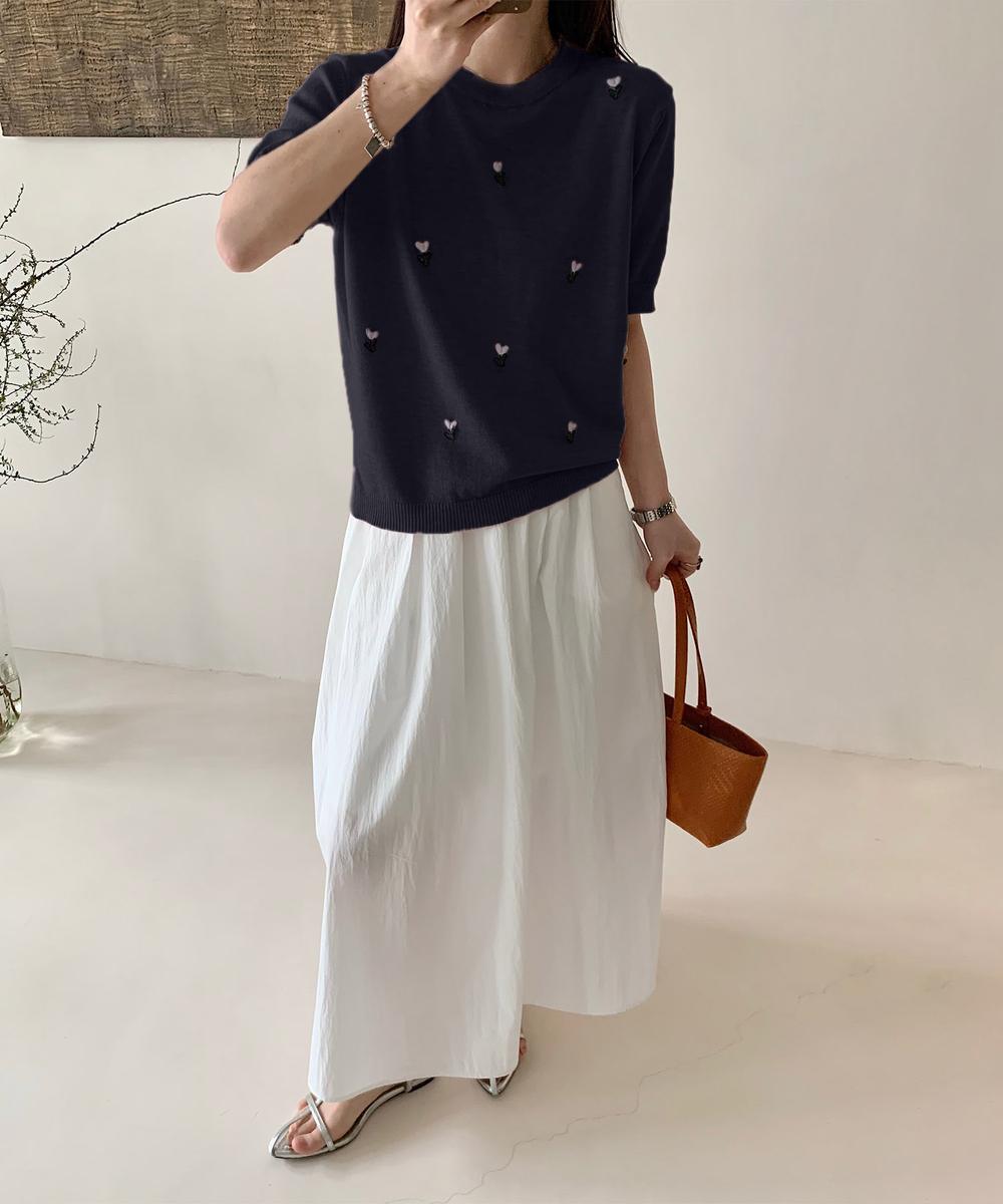 ハート刺繍入り半袖ニットトップス