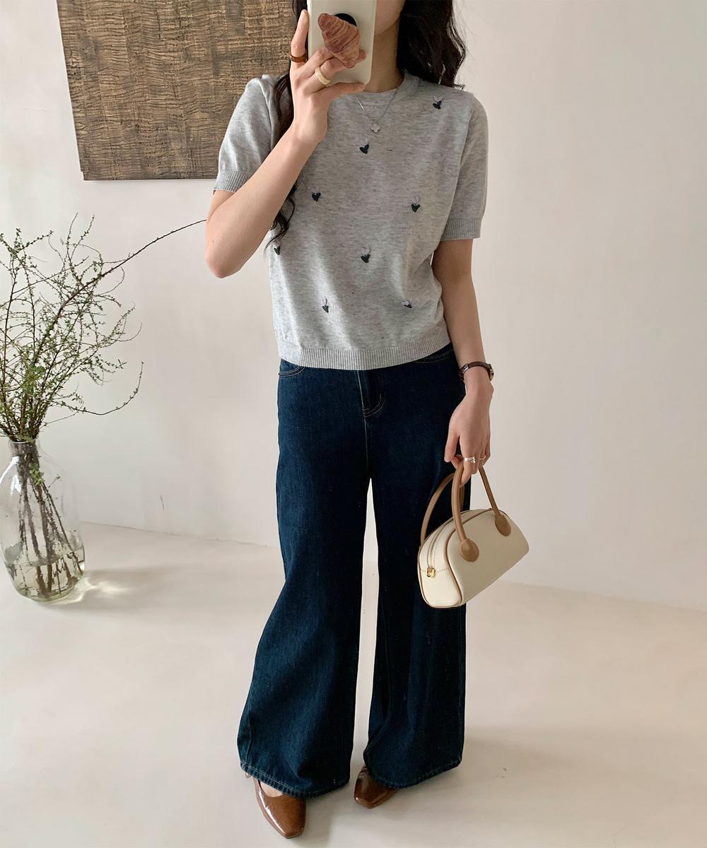 ハート刺繍入り半袖ニットトップス