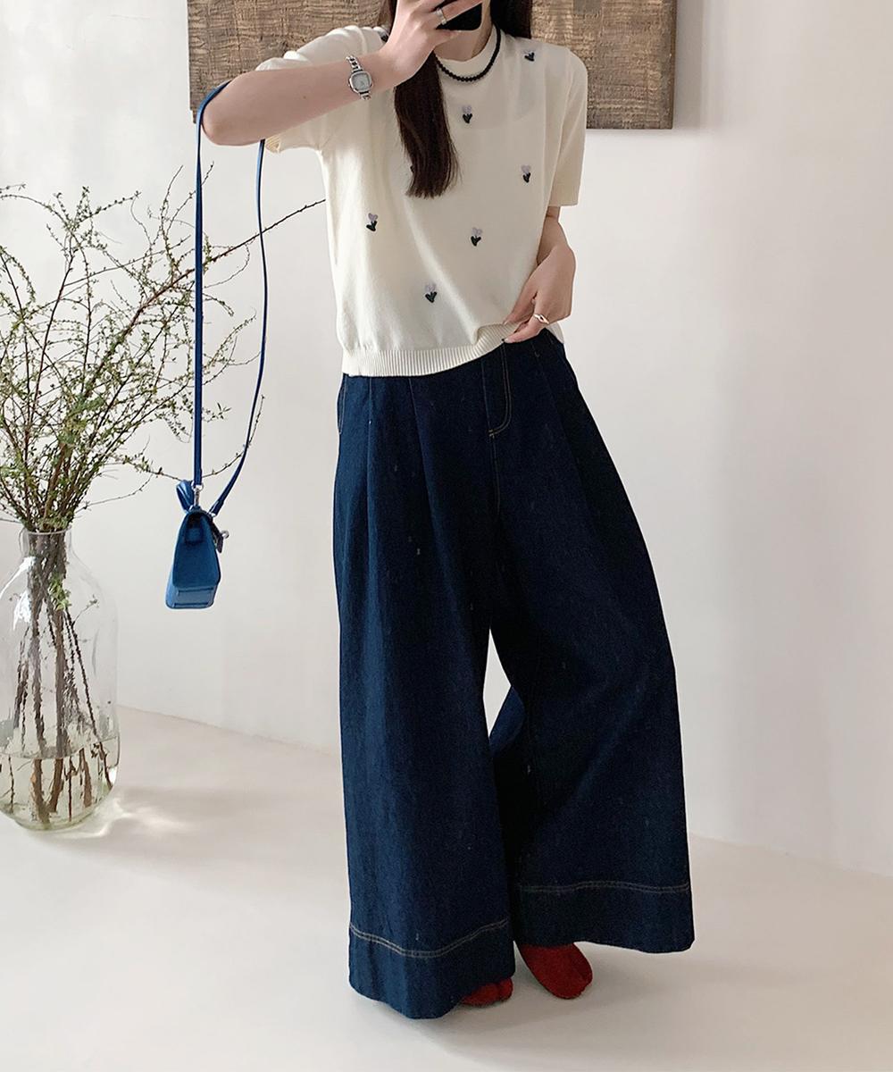 ハート刺繍入り半袖ニットトップス