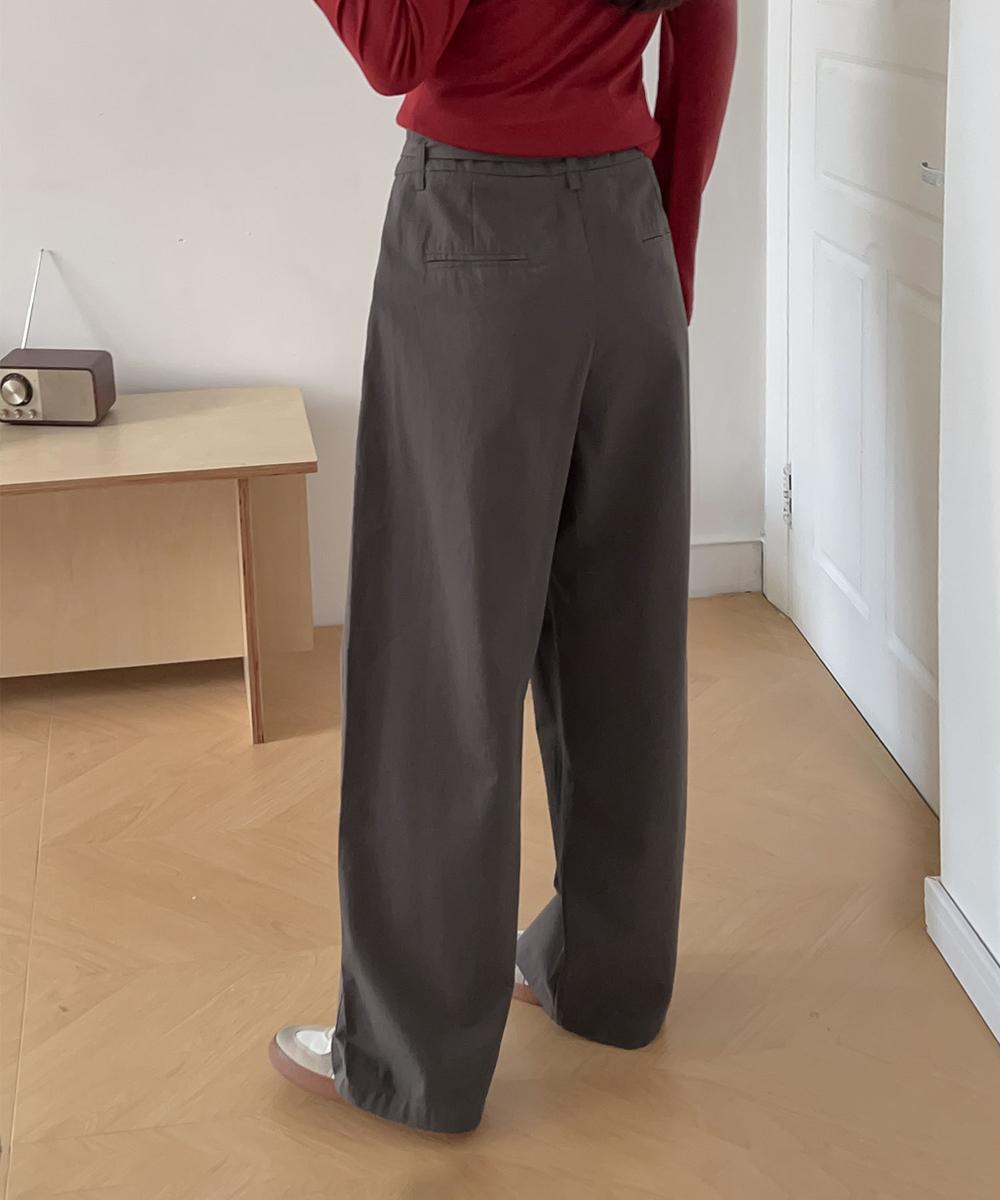 ベルト付きタックワイドパンツ