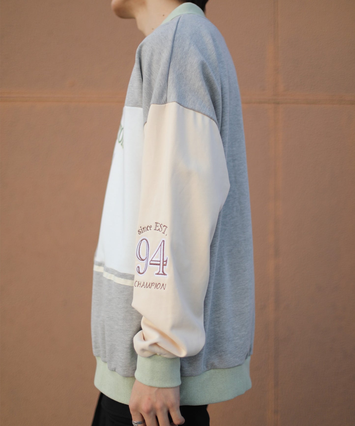 【HOOK -original- 】アメカジカートゥーン風プリント袖切り替えポロ襟スウェット