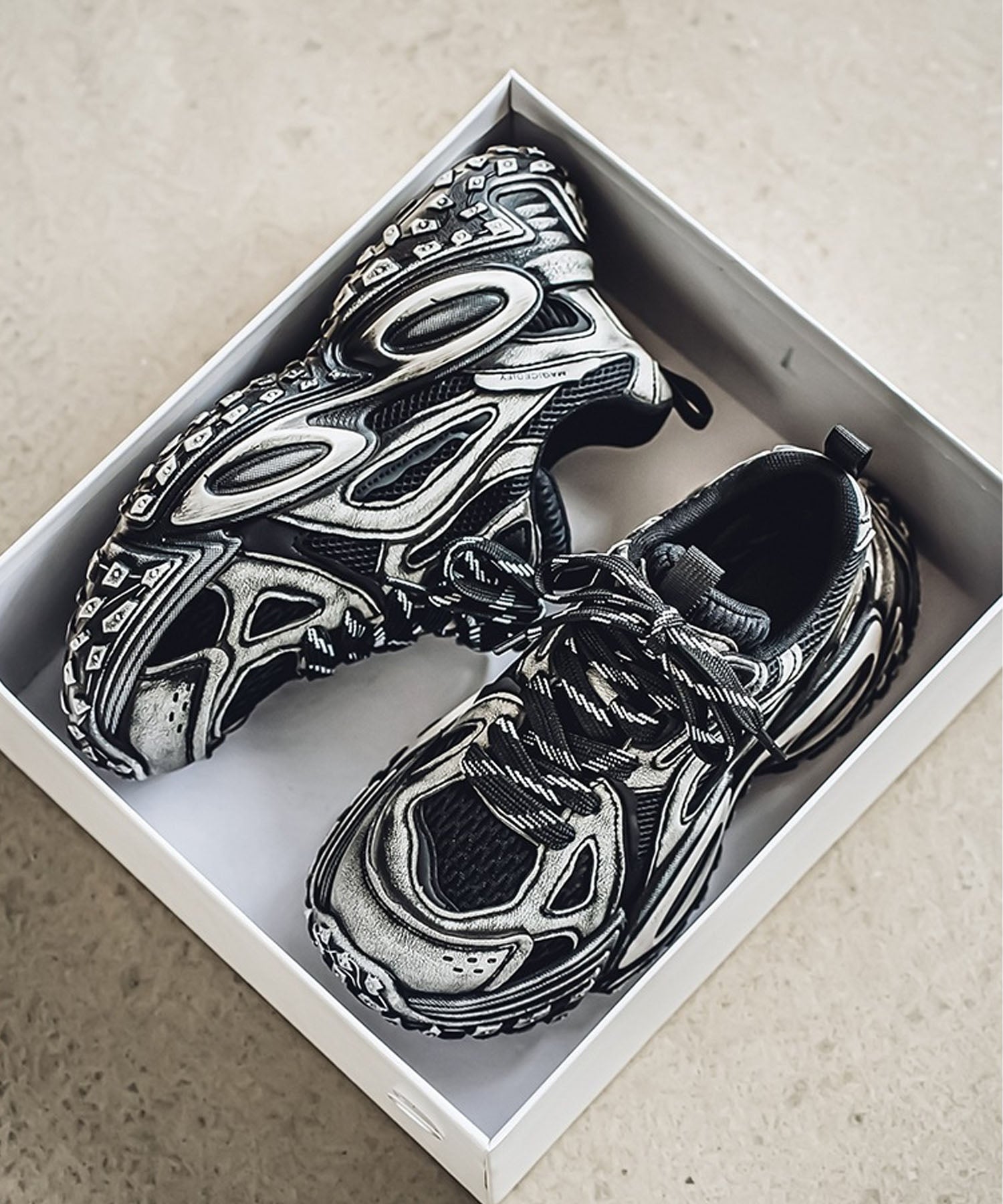 【SHOES 365】厚底凹凸ダッドスニーカー