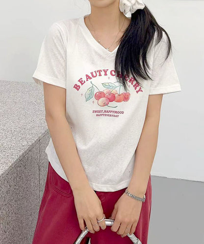 VネックチェリーTシャツ