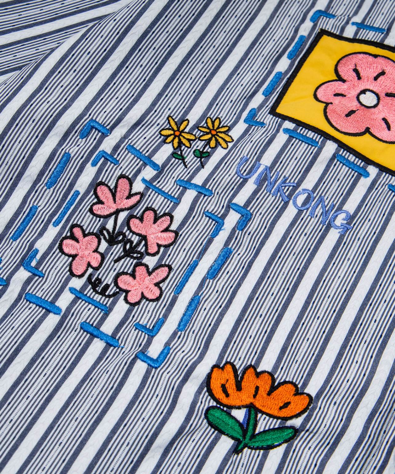 配色襟 花柄刺繍ストライプ半袖ビッグシャツ (SS)